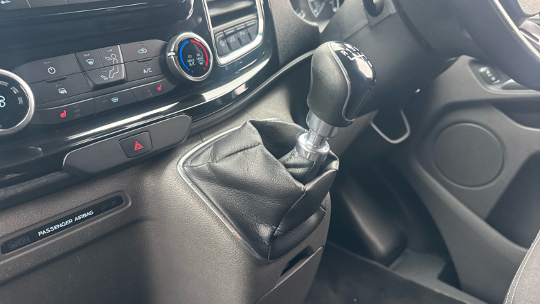 Ford Transit Custom 280 L1 Diesel Fwd 2.0 EcoBlue 130ps Low Roof Limited Van